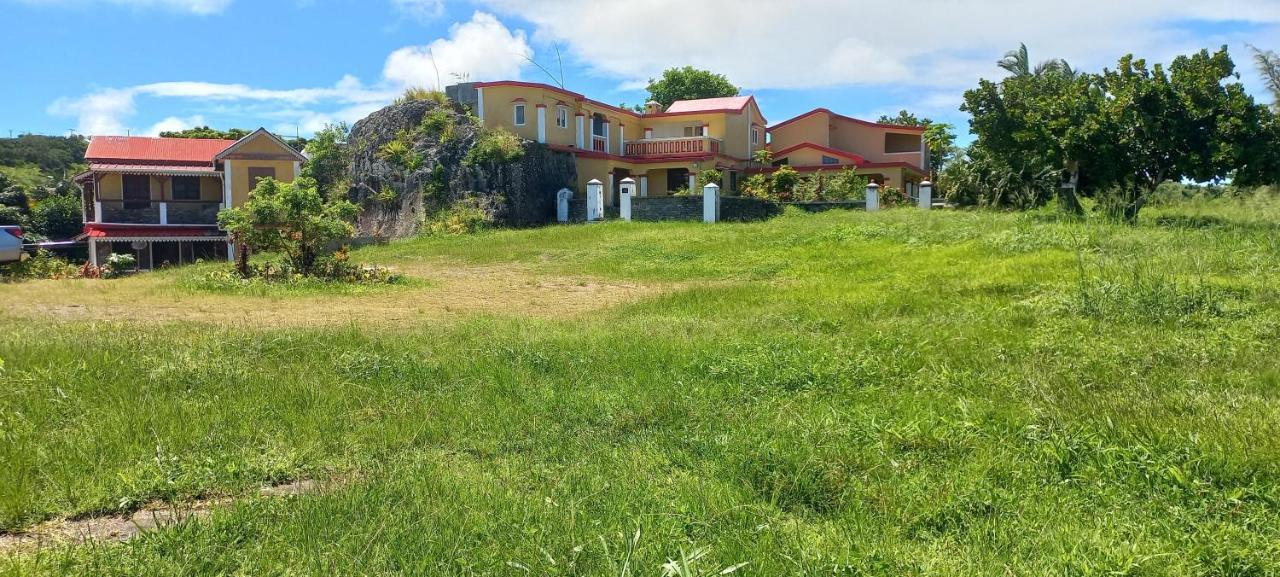 לינה וארוחת בוקר Saint Gabriel Le Tropical Chez Jeannette מראה חיצוני תמונה