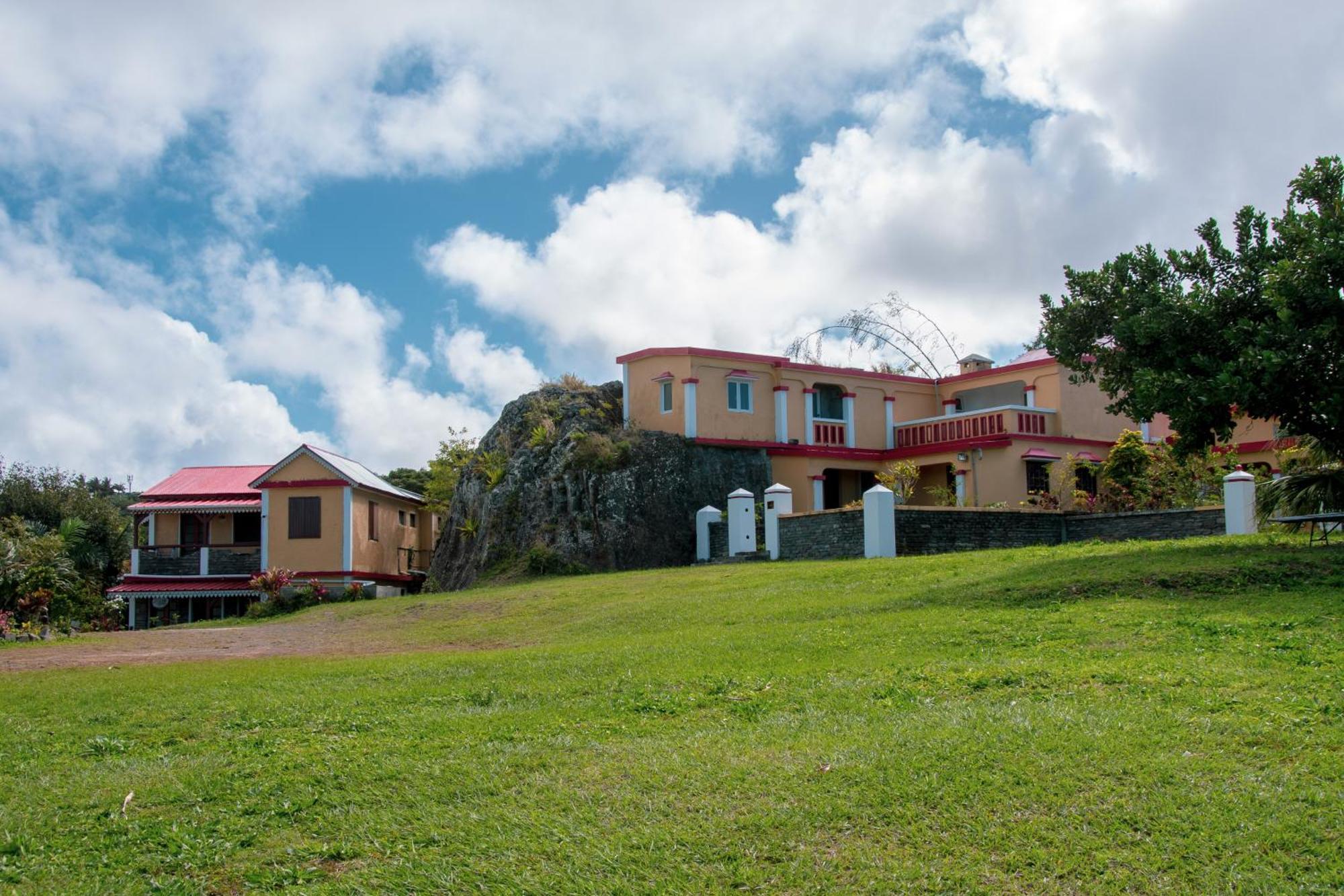 לינה וארוחת בוקר Saint Gabriel Le Tropical Chez Jeannette מראה חיצוני תמונה